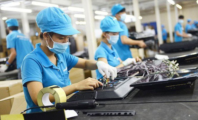 Ph&amp;oacute; Thủ tướng L&amp;ecirc; Minh Kh&amp;aacute;i chỉ đạo giải quyết kiến nghị từ doanh nghiệp