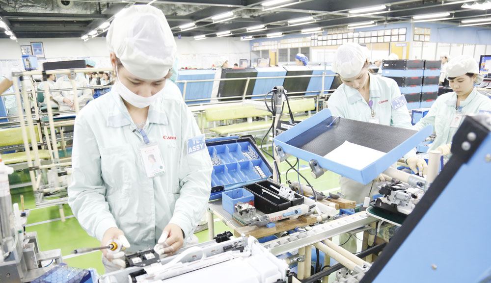 Nửa đầu th&amp;aacute;ng 8, c&amp;oacute; 17 mặt h&amp;agrave;ng xuất khẩu vượt gi&amp;aacute; trị so với c&amp;ugrave;ng kỳ năm trước