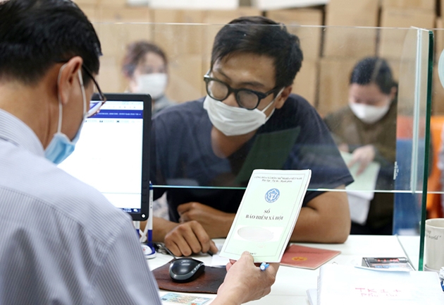 VCCI l&amp;yacute; giải về đề xuất giảm tỷ lệ đ&amp;oacute;ng bảo hiểm x&amp;atilde; hội