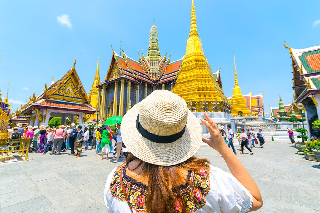 Nhu cầu xuất ngoại của kh&amp;aacute;ch Việt tăng vọt so với trước đại dịch
