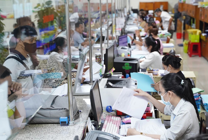 TP.HCM y&amp;ecirc;u cầu c&amp;aacute;c cơ quan, đơn vị kh&amp;ocirc;ng gửi văn bản giấy, ngoại trừ người d&amp;acirc;n