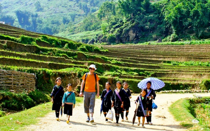 L&amp;agrave;o Cai đ&amp;oacute;n hơn 4,8 triệu kh&amp;aacute;ch du lịch