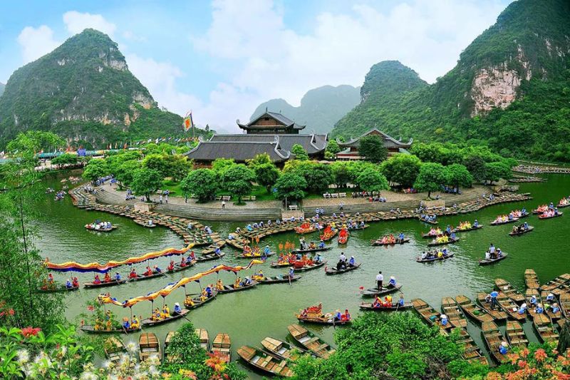 Việt Nam lọt top 8 điểm đến an to&amp;agrave;n nhất ch&amp;acirc;u &amp;Aacute;