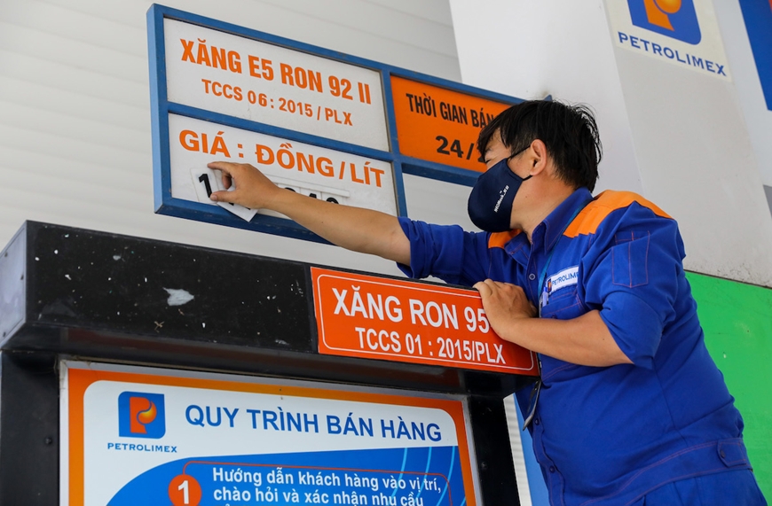 Gi&amp;aacute; xăng ng&amp;agrave;y mai c&amp;oacute; thể tăng sau chuỗi giảm d&amp;agrave;i