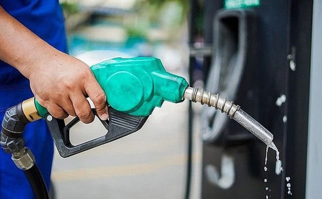 Gi&amp;aacute; xăng trở lại đ&amp;agrave; tăng sau 5 phi&amp;ecirc;n li&amp;ecirc;n tiếp giảm s&amp;acirc;u