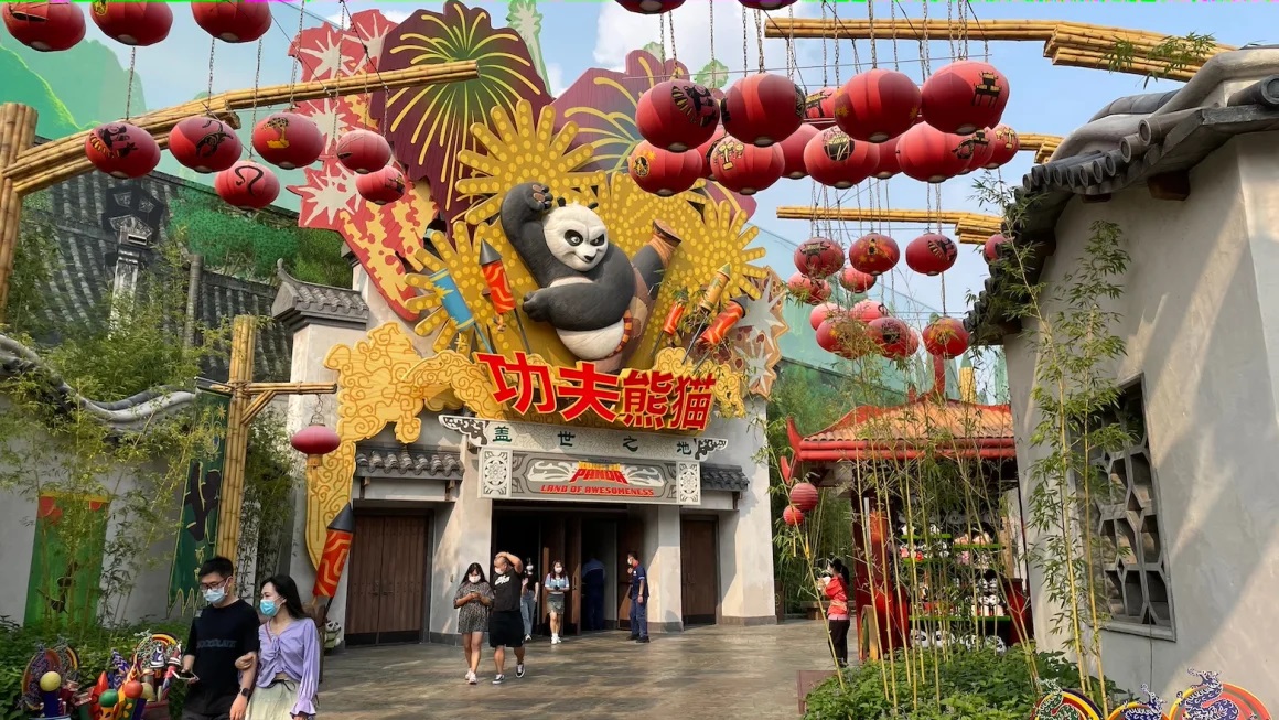 Universal Beijing Resort c&amp;ocirc;ng vi&amp;ecirc;n Universal Studios lớn nhất thế giới. Ảnh Universal Beijing Resort