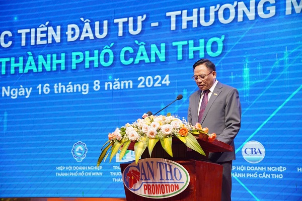 &amp;Ocirc;ng Cao Tiến Đoan, Chủ tịch Hiệp hội Doanh nghiệp tỉnh Thanh Ho&amp;aacute; ph&amp;aacute;t biểu