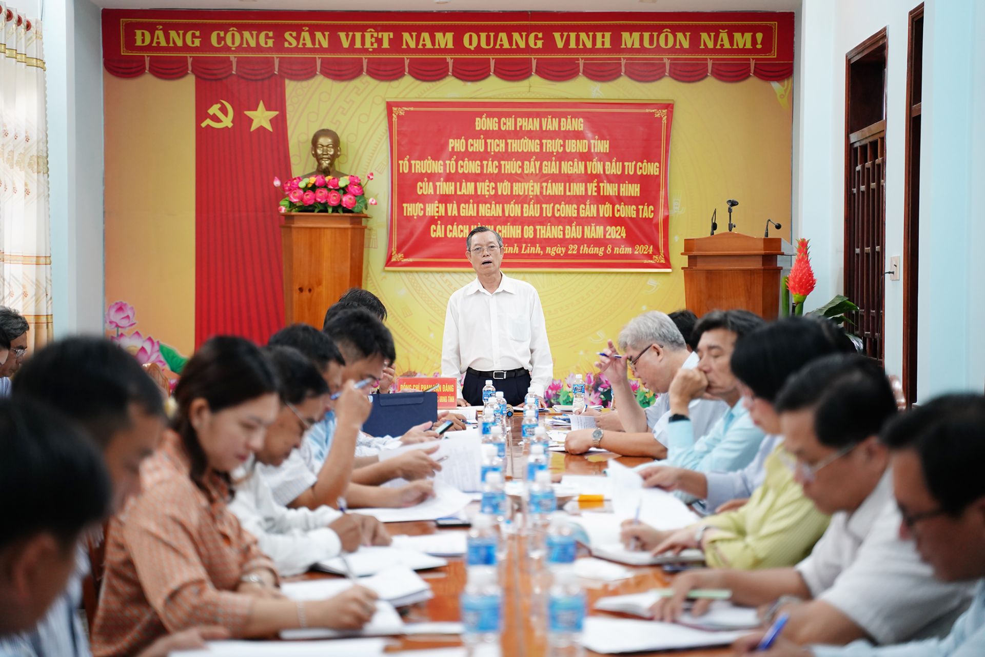 Ph&amp;oacute; Chủ tịch Thường trực UBND tỉnh Phan Văn Đăng đ&amp;atilde; c&amp;oacute; buổi l&amp;agrave;m việc với huyện T&amp;aacute;nh Linh về t&amp;igrave;nh h&amp;igrave;nh giải ng&amp;acirc;n vốn đầu tư c&amp;ocirc;ng v&amp;agrave; cải c&amp;aacute;ch h&amp;agrave;nh ch&amp;iacute;nh