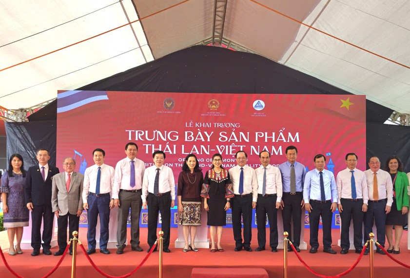 L&amp;atilde;nh đạo Cục Ngoại vụ (Bộ Ngoại giao), Đại sứ qu&amp;aacute;n Th&amp;aacute;i Lan tại Việt Nam v&amp;agrave; c&amp;aacute;c tỉnh tham gia chương tr&amp;igrave;nh