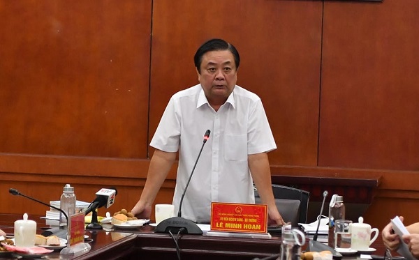 Bộ trưởng Bộ NN&amp;amp;PTNT L&amp;ecirc; Minh Hoan mong muốn s&amp;agrave;n kết nối ti&amp;ecirc;u thụ n&amp;ocirc;ng sản sẽ th&amp;ocirc;ng suốt Bắc-Nam v&amp;agrave; l&amp;agrave; tiền đề hội thụ th&amp;ocirc;ng tin sản xuất n&amp;ocirc;ng nghiệp