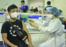 TP.HCM: Từ nay đến 15/9 sẽ tiêm mũi 2 cho những người đã tiêm đợt 4 và 5