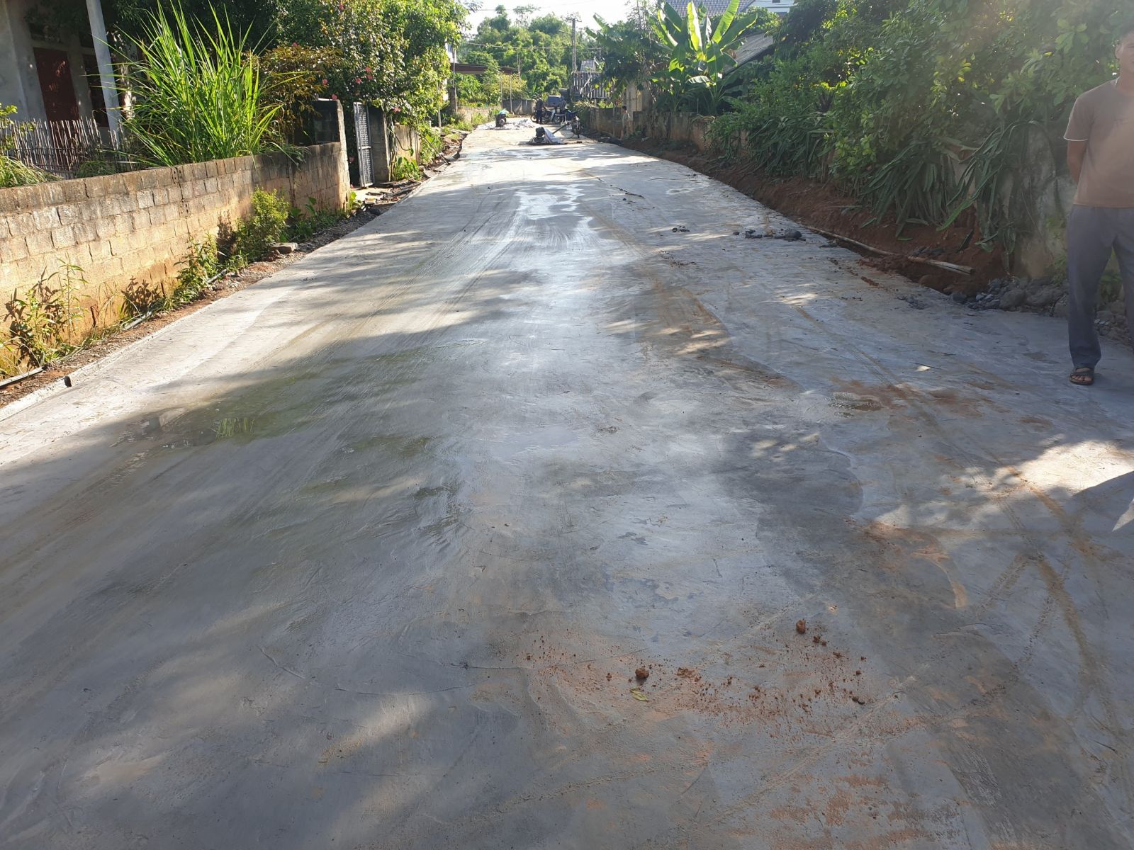 Mặt đường b&amp;ecirc; t&amp;ocirc;ng sau khi đ&amp;atilde; được khắc phụ sự cố đảm bảo chất lượng như thiết kế