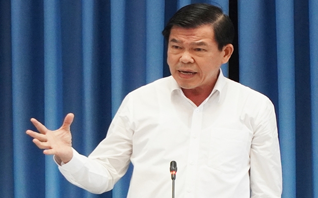&amp;Ocirc;ng Nguyễn Hồng Lĩnh, B&amp;iacute; thư Tỉnh ủy Đồng Nai chỉ đạo: &amp;ldquo;phải thay đổi c&amp;aacute;ch l&amp;agrave;m, x&amp;atilde; n&amp;agrave;o đỏ th&amp;igrave; tập trung đ&amp;aacute;nh dứt điểm x&amp;atilde; đ&amp;oacute;&amp;rdquo;.