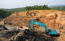 Khai thác khoáng sản trái phép, Giám đốc Xây dựng thương mại Lilama bị khởi tố