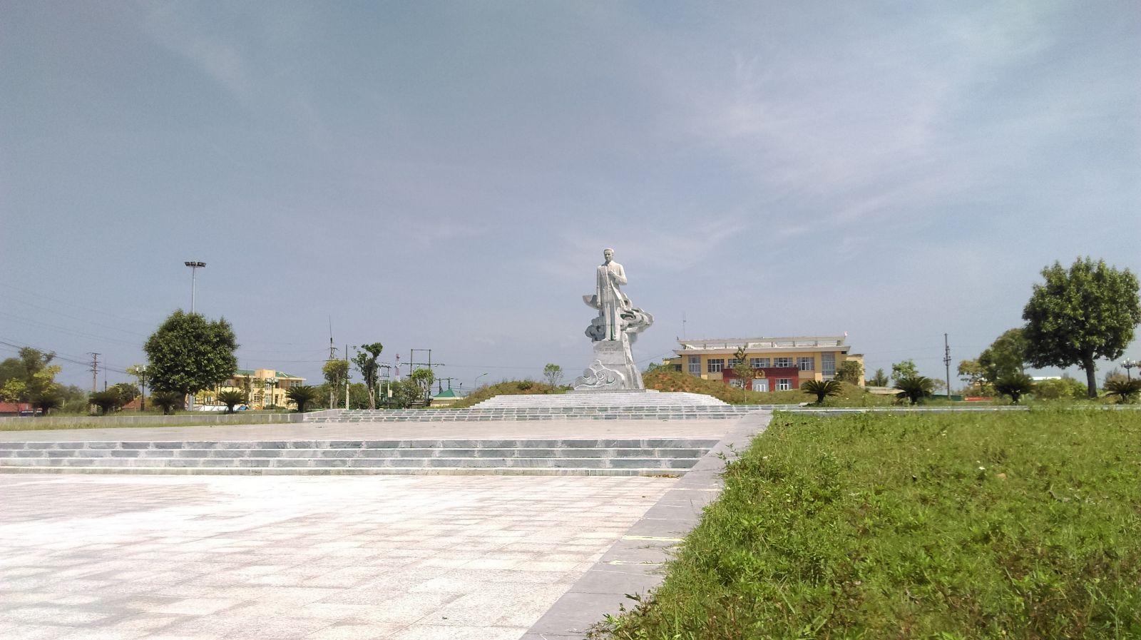 Huyện Cẩm Xuy&amp;ecirc;n, tỉnh H&amp;agrave; Tĩnh đạt chuẩn n&amp;ocirc;ng th&amp;ocirc;n mới