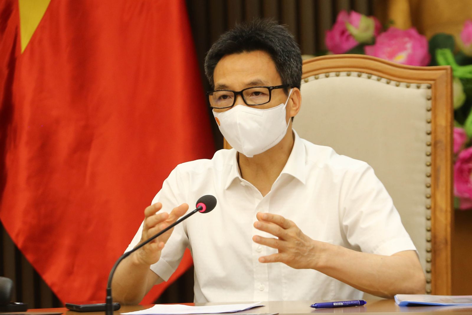 Ph&amp;oacute; Thủ Tướng V&amp;otilde; Đức Đam: trong thời gian sớm nhất phải c&amp;oacute; ứng dụng duy nhất phục vụ ph&amp;ograve;ng, chống dịch (ảnh: VGP/Đ&amp;igrave;nh Nam).