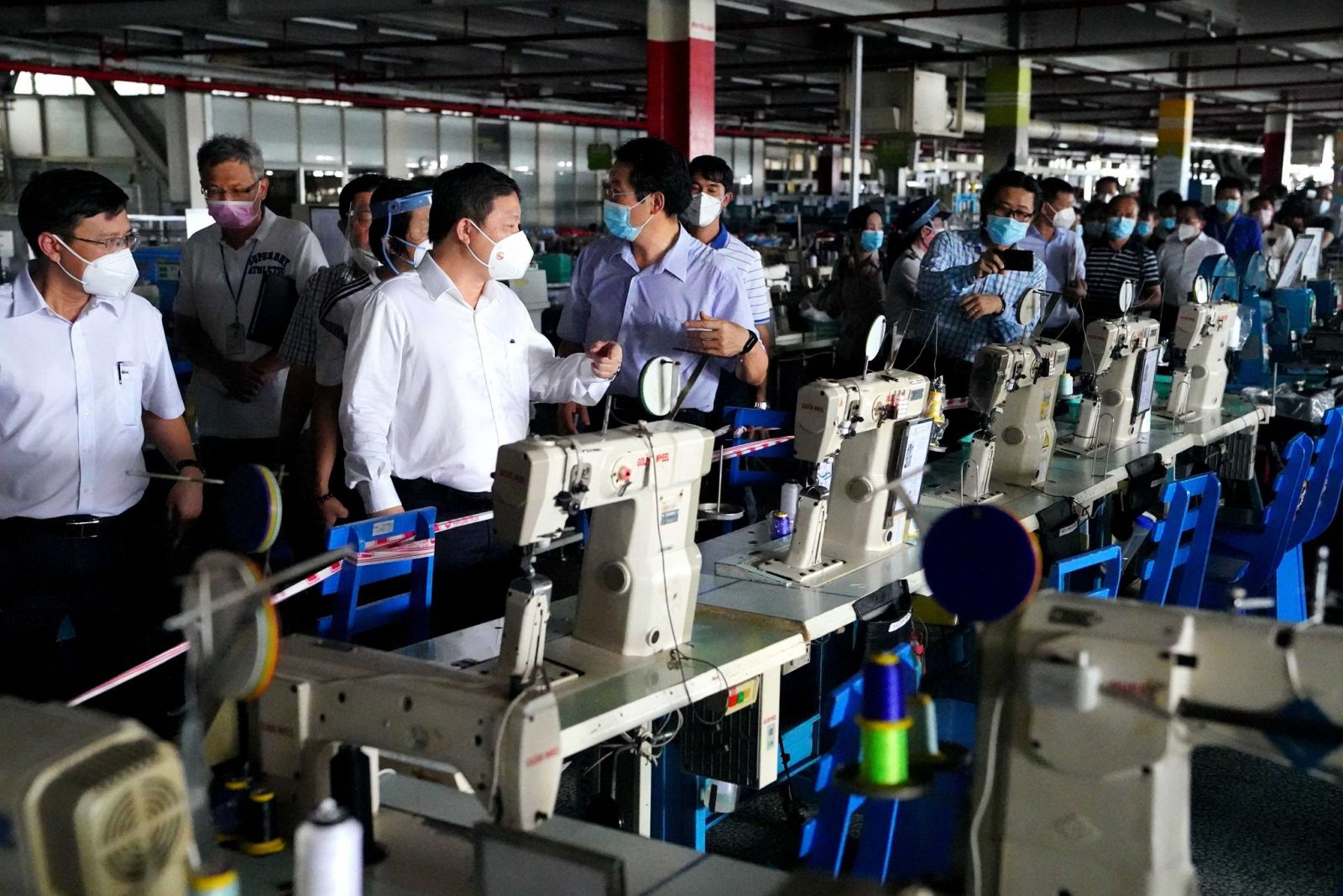 TPHCM dự kiến cấp thẻ xanh, thẻ v&amp;agrave;ng hỗ trợ Doanh nghiệp theo lộ tr&amp;igrave;nh phục hồi kinh tế.