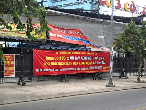 Cho mở cửa trở lại, c&amp;aacute;c doanh nghiệp trong lĩnh vực dịch vụ ăn uống ở TP.HCM vẫn đ&amp;oacute;ng cửa