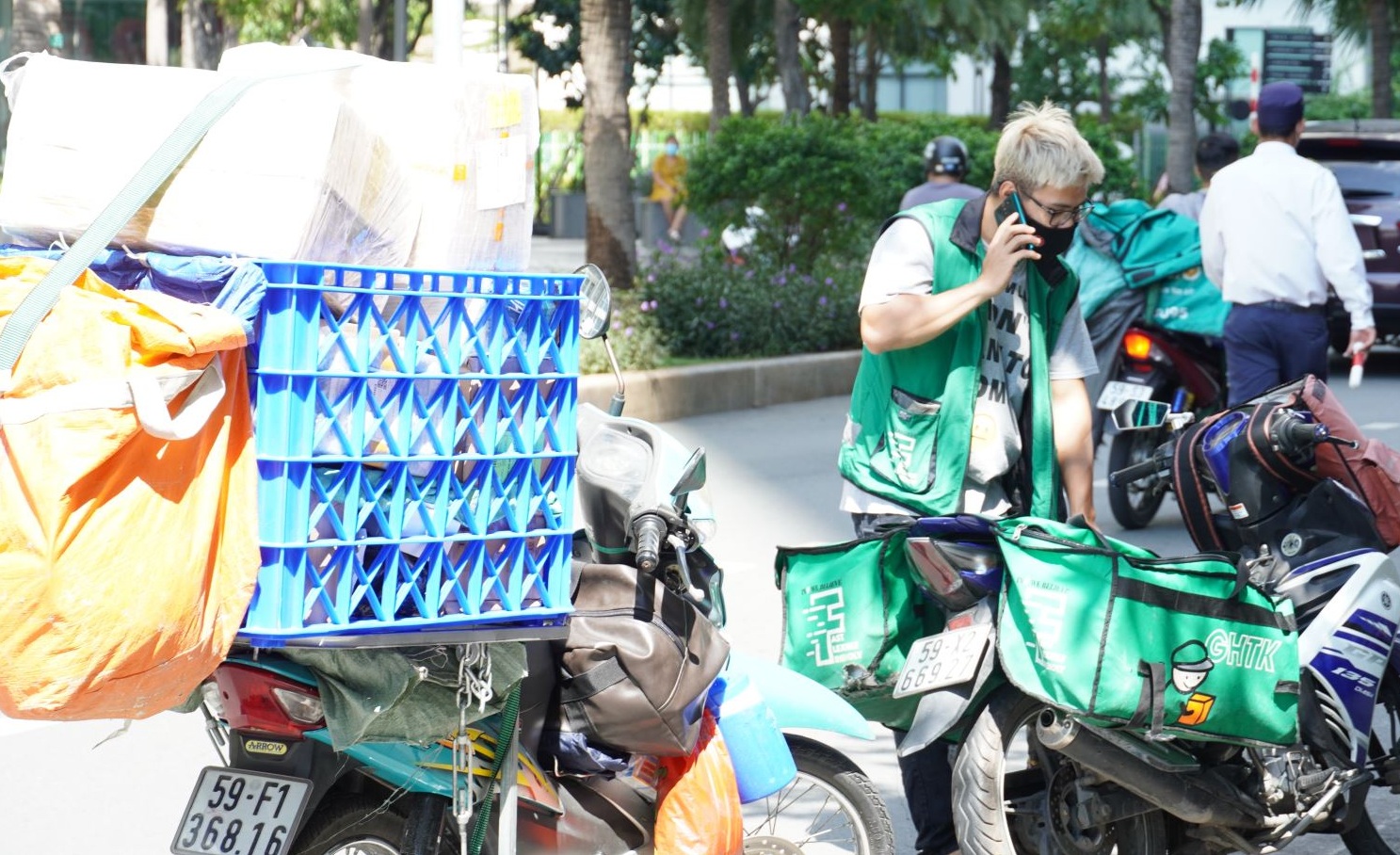 TP sẽ cho shipper chạy li&amp;ecirc;n quận, huyện v&amp;agrave; TP.Thủ Đức  bắt đầu từ 16-9