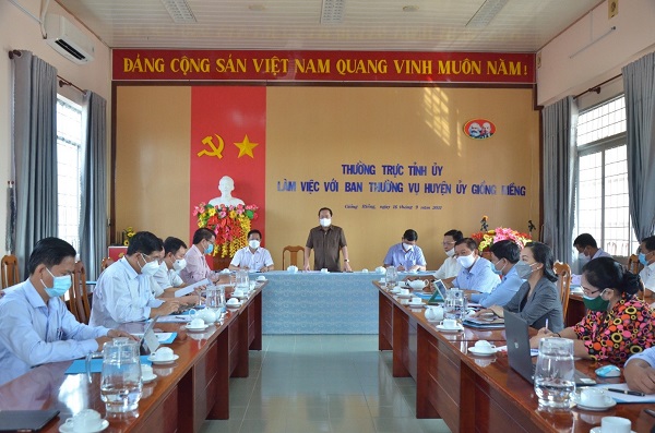 Quang cảnh buổi làm việc Quang cảnh buổi làm việc