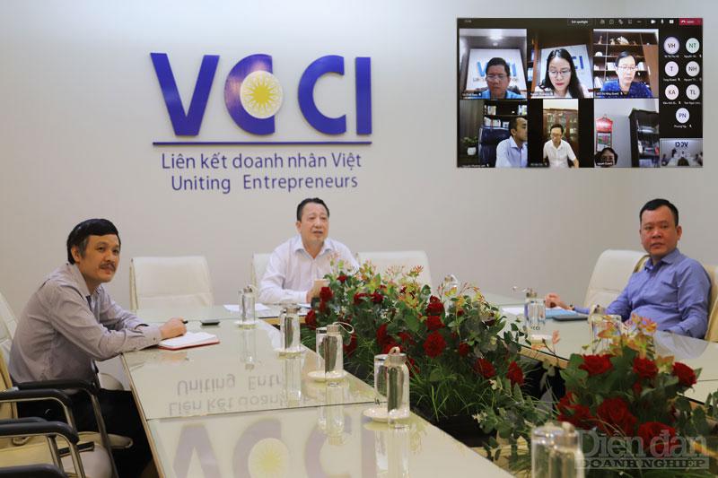 VCCI họp tổ c&amp;ocirc;ng t&amp;aacute;c th&amp;uacute;c đẩy chuyển đổi số s&amp;aacute;ng ng&amp;agrave;y 16/9