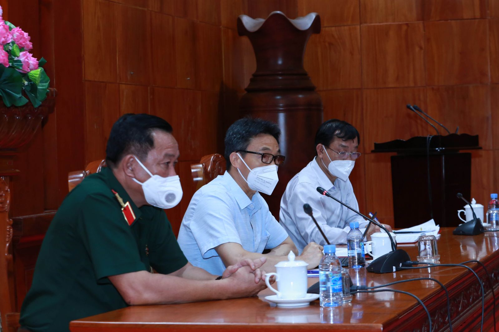 Ph&amp;oacute; Thủ tướng Vũ Đức Đam: Tiến tới chống dịch l&amp;agrave; phải nắm s&amp;aacute;t t&amp;igrave;nh h&amp;igrave;nh của từng c&amp;aacute; nh&amp;acirc;n, từng gia đ&amp;igrave;nh, từng đơn vị nhỏ nhất. Ảnh: VGP/Đ&amp;igrave;nh Nam
