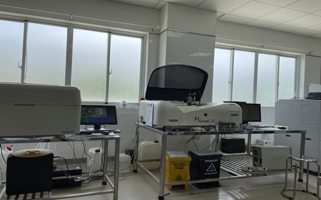 PCR tự động TherMo - USA được thiết lập một quy tr&amp;igrave;nh ưu ti&amp;ecirc;n đối với mẫu khẩn, cấp cứu được thực hiện tại bất kỳ thời điểm n&amp;agrave;o