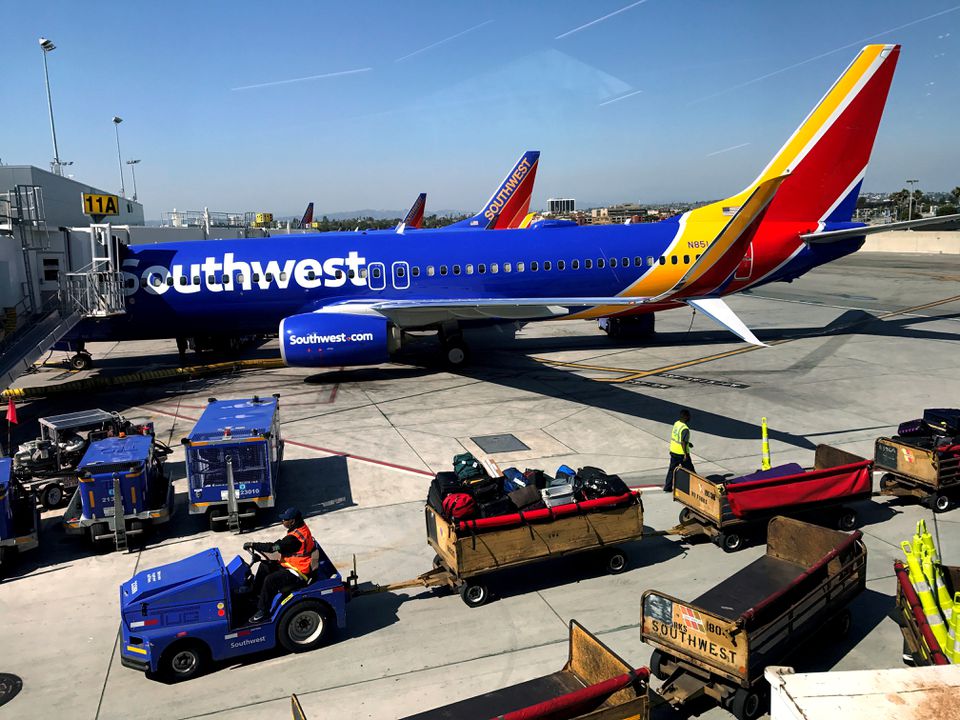 Một chiếc m&amp;aacute;y bay Boeing 737-800 của Southwest Airlines