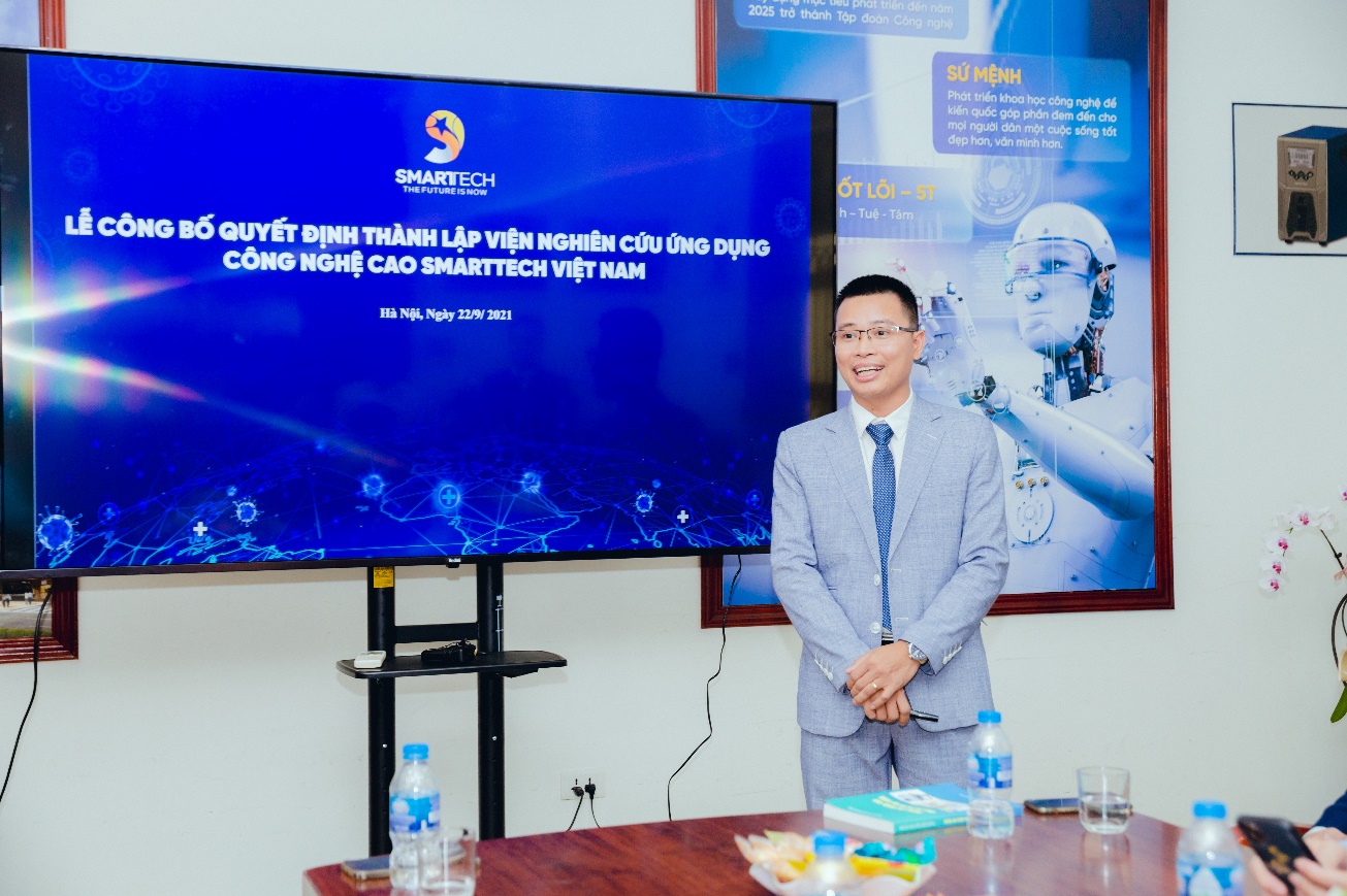 Tiến sỹ Đỗ Ngọc Chung - Viện trưởng Viện Nghi&amp;ecirc;n cứu ứng dụng C&amp;ocirc;ng nghệ cao Smarttech Việt Nam