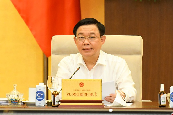 Chủ tr&amp;igrave; Tọa đ&amp;agrave;m l&amp;agrave; Chủ tịch QH Vương Đ&amp;igrave;nh Huệ