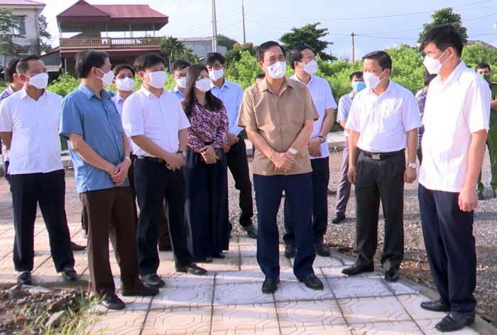 Đo&amp;agrave;n c&amp;ocirc;ng t&amp;aacute;c kiểm tra Khu t&amp;aacute;i định cư Rừng L&amp;aacute;, x&amp;atilde; H&amp;agrave; Lộc, thị x&amp;atilde; Ph&amp;uacute; Thọ