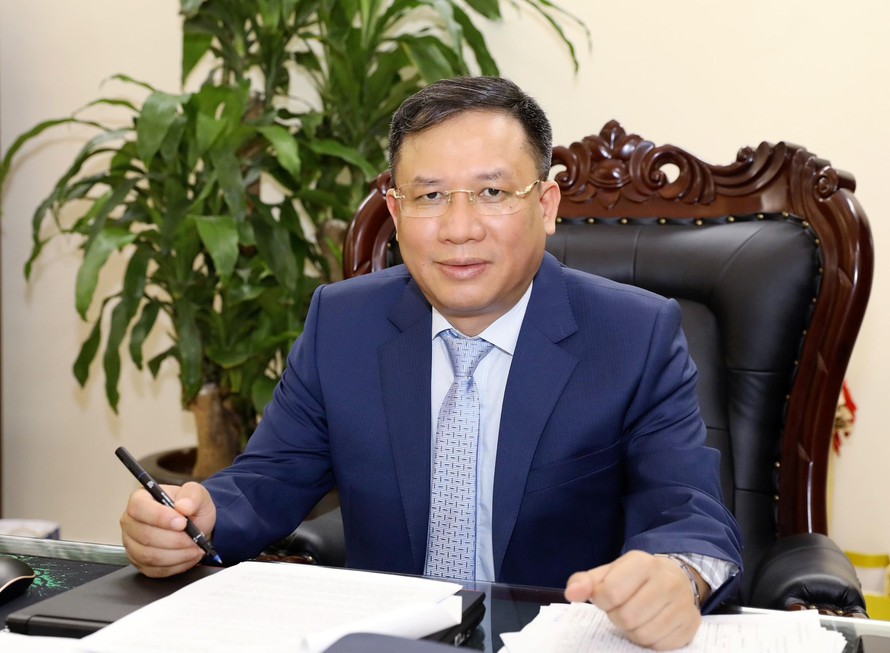 &amp;Ocirc;ng L&amp;ecirc; H&amp;ugrave;ng Sơn, Ph&amp;oacute; Tổng Gi&amp;aacute;m đốc BHXH Việt Nam