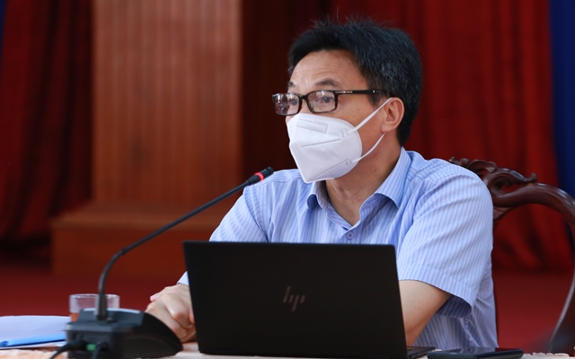 Ph&amp;oacute; Thủ Tướng Vũ Đức Đam chỉ đạo: &amp;ldquo;L&amp;atilde;nh đạo tỉnh B&amp;igrave;nh Dương cần quan t&amp;acirc;m, chỉ đạo c&amp;aacute;c ban quản l&amp;yacute; khu c&amp;ocirc;ng nghiệp, khu chế xuất, c&amp;aacute;c địa phương th&amp;aacute;o gỡ mọi vướng mắc, tạo điều kiện thuận lợi để c&amp;aacute;c DN phục hồi sản xuất, sẵn s&amp;agrave;ng th&amp;iacute;ch ứng, an to&amp;agrave;n, linh hoạt, kiểm so&amp;aacute;t hiệu quả dịch COVID-19&amp;hellip;&amp;rdquo;