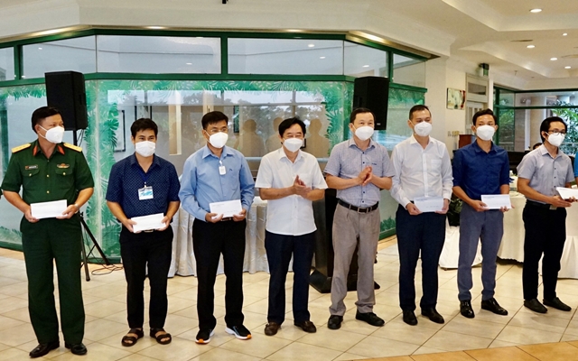 Hiện th&amp;agrave;nh phố c&amp;oacute; 117 y, b&amp;aacute;c sĩ được tăng cường, hỗ trợ c&amp;ocirc;ng t&amp;aacute;c ph&amp;ograve;ng, chống dịch