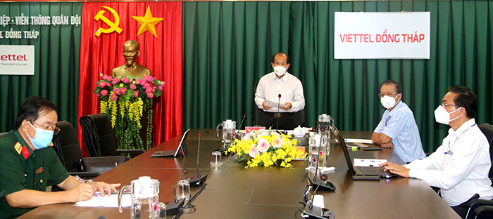 Ph&amp;oacute; Chủ tịch Uỷ ban nh&amp;acirc;n d&amp;acirc;n tỉnh Đo&amp;agrave;n Tấn Bửu ph&amp;aacute;t biểu từ điểm cầu Đồng Th&amp;aacute;p