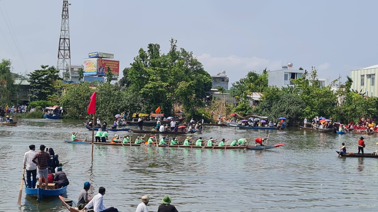 Sau thời gian d&amp;agrave;i im ắng v&amp;igrave; dịch bệnh, rất nhiều chương tr&amp;igrave;nh k&amp;iacute;ch cầu được c&amp;aacute;c địa phương li&amp;ecirc;n tục tung ra, đặc biệt, rất nhiều sản phẩm du lịch mới hấp dẫn được đầu tư kịp thời đ&amp;atilde; k&amp;iacute;ch th&amp;iacute;ch