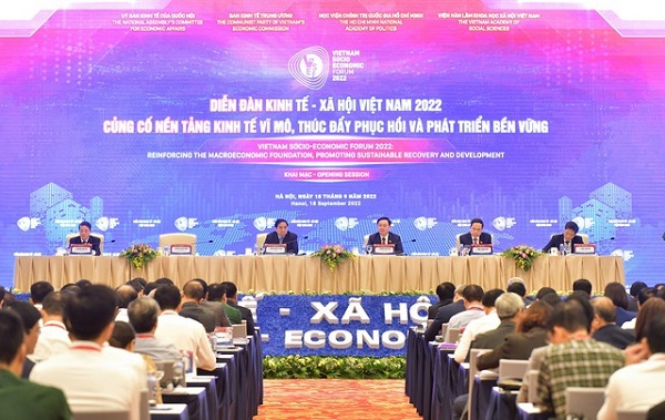 Khai mạc Diễn đ&amp;agrave;n Kinh tế- X&amp;atilde; hội Việt Nam 2022 (Ảnh: Ban Tổ chức)