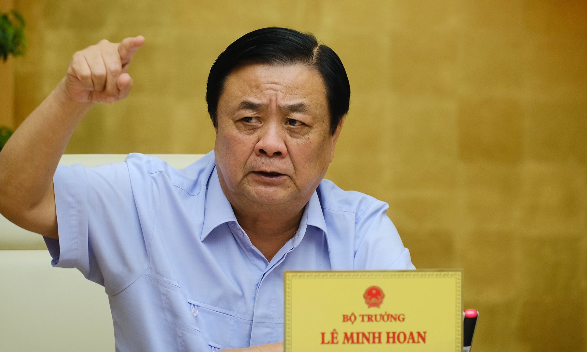 Bộ trưởng L&amp;ecirc; Minh Hoan đề nghị h&amp;agrave;nh động quyết liệt, tập trung gỡ thẻ v&amp;agrave;ng IUU.