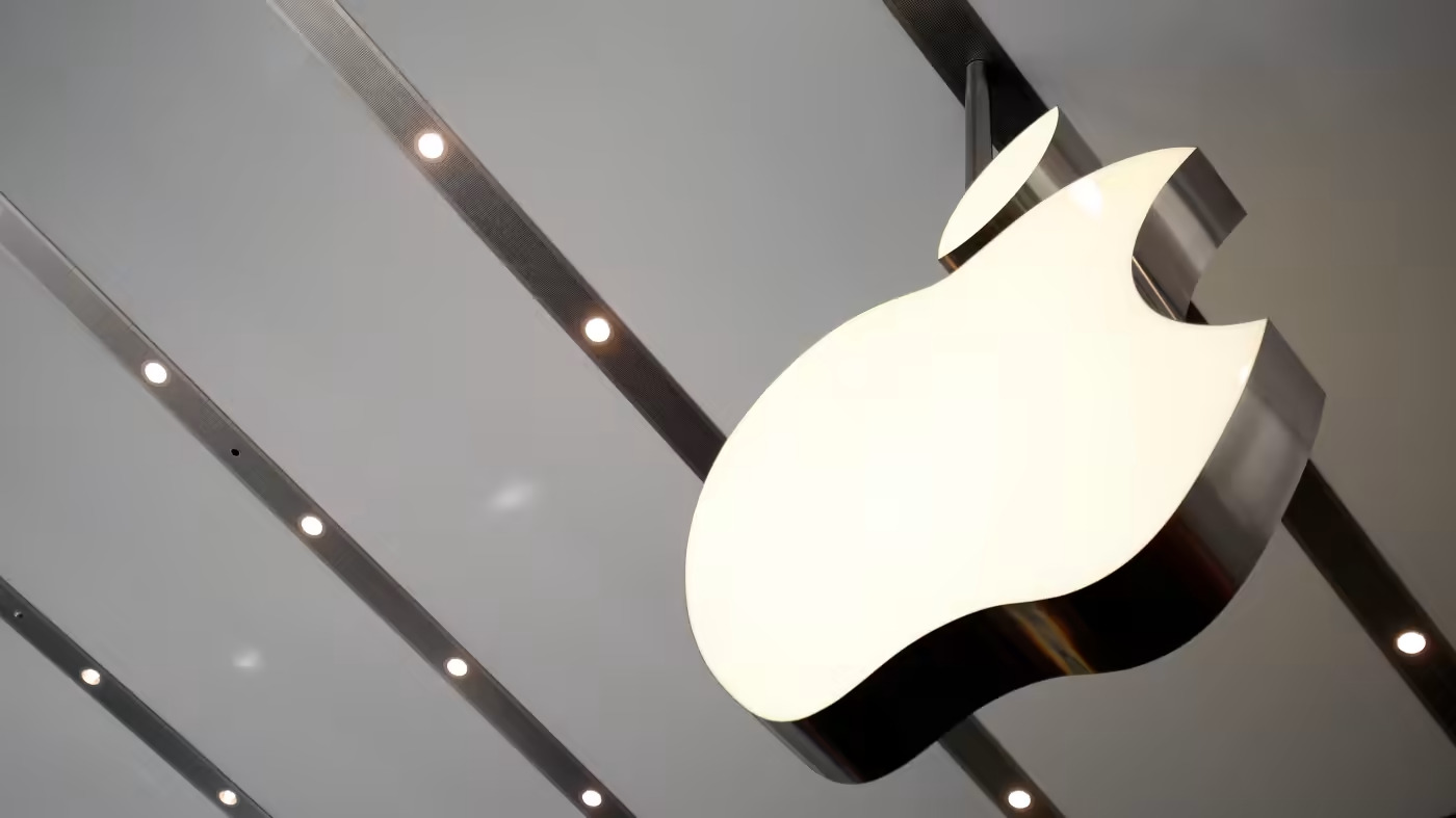 Apple định kỳ điều chỉnh gi&amp;aacute; ở c&amp;aacute;c khu vực kh&amp;aacute;c nhau v&amp;agrave; giảm gi&amp;aacute; cho c&amp;aacute;c nước khu vực đồng euro v&amp;agrave;o năm ngo&amp;aacute;i để điều chỉnh tiền tệ v&amp;agrave; thuế. &amp;copy; Reuters