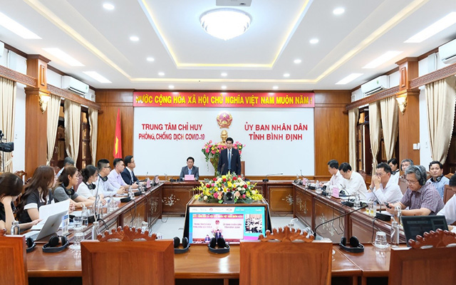 To&amp;agrave;n cảnh hội thảo