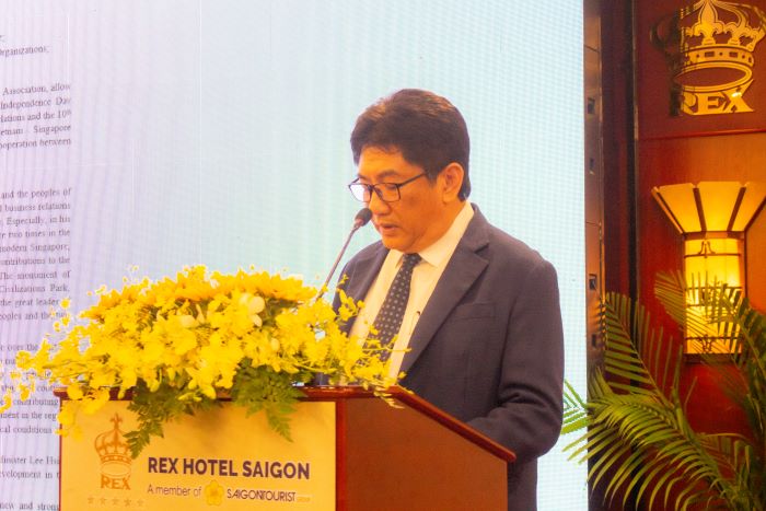 &amp;Ocirc;ng L&amp;acirc;m Dũng Tiến- Chủ tịch Hội hữu nghị Việt Nam- Singapore.