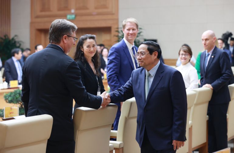 Thủ tướng Phạm Minh Ch&amp;iacute;nh tiếp đo&amp;agrave;n doanh nghiệp của Hội đồng Kinh doanh Hoa Kỳ-ASEAN (USABC) - Ảnh: VGP/Nhật Bắc