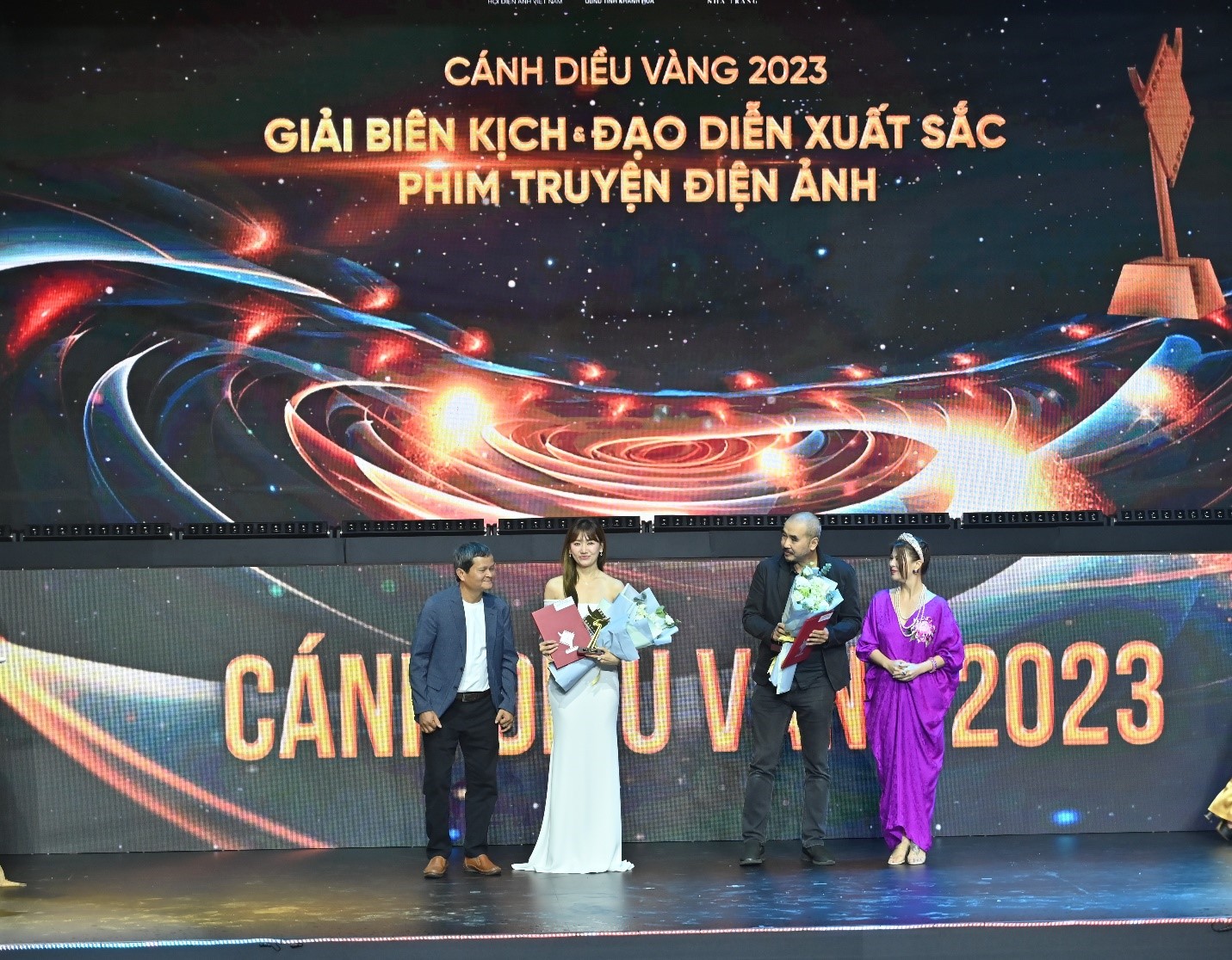 HARY WON đạt giải Bi&amp;ecirc;n kịch, đạo diễn xuất sắc phim truyện Điện Ảnh