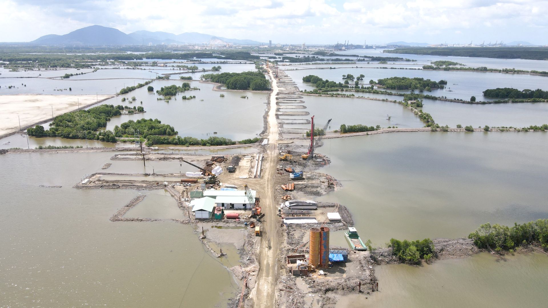 Dự &amp;aacute;n cầu Phước An với tổng mức đầu tư 5.000 tỷ đồng, c&amp;oacute; vai tr&amp;ograve; quan trọng, kết nối cụm cảng C&amp;aacute;i M&amp;eacute;p-Thị Vải sang ph&amp;iacute;a T&amp;acirc;y, qua tỉnh Đồng Nai để nối với đồng bằng s&amp;ocirc;ng Cửu Long