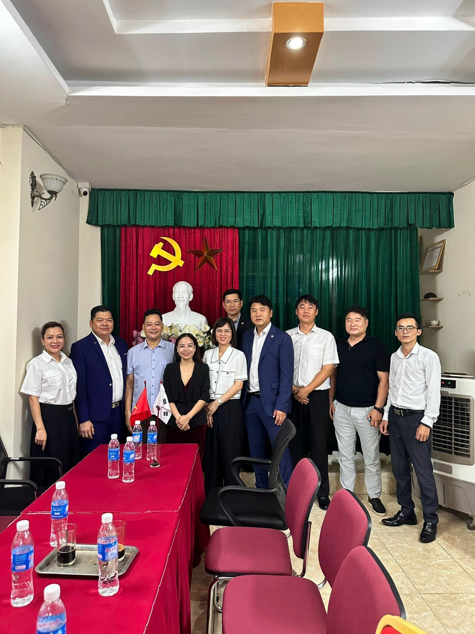 Đo&amp;agrave;n KVECC giao lưu v&amp;agrave; l&amp;agrave;m việc với Trung t&amp;acirc;m X&amp;uacute;c tiến Thương mại, Đầu tư v&amp;agrave; Du lịch Việt Nam Quốc tế (VITIT)