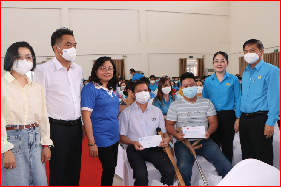 C&amp;ocirc;ng t&amp;aacute;c chăm lo, bảo vệ quyền lợi &amp;iacute;ch hợp ph&amp;aacute;p ch&amp;iacute;nh đ&amp;aacute;ng cho lao động nữ, c&amp;ocirc;ng t&amp;aacute;c kiểm tra gi&amp;aacute;m s&amp;aacute;t c&amp;aacute;c chế độ của nữ c&amp;ocirc;ng chức, vi&amp;ecirc;n chức, lao động v&amp;agrave; trẻ em theo quy định được c&amp;aacute;c cấp c&amp;ocirc;ng đo&amp;agrave;n đặc biệt quan t&amp;acirc;m