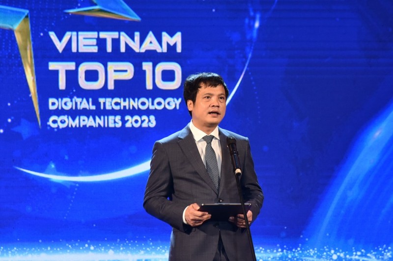 Vinh danh Top 10 Doanh nghiệp C&amp;ocirc;ng nghệ Số Việt Nam 2023