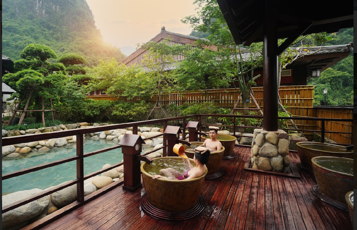 Tắm onsen - M&amp;oacute;n qu&amp;agrave; m&amp;ugrave;a thu m&amp;agrave; mọi người Nhật Bản đều y&amp;ecirc;u th&amp;iacute;ch