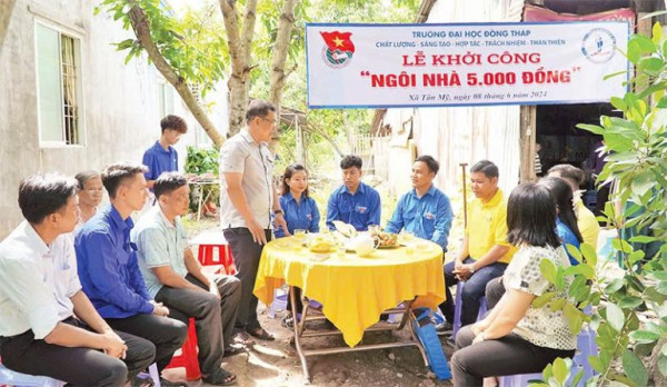 Những "Ngôi nhà 5.000 đồng" tặng sinh viên