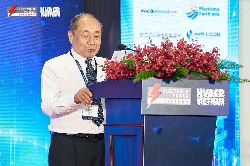 Nguyễn Xu&amp;acirc;n Ti&amp;ecirc;n - Ph&amp;oacute; Chủ tịch, Tổng thư k&amp;yacute; - Hội KHKT Lạnh v&amp;agrave; Điều h&amp;ograve;a kh&amp;ocirc;ng kh&amp;iacute; Việt Nam ph&amp;aacute;t biểu tại lễ khai mạc